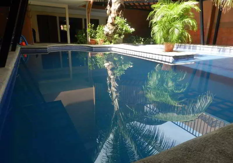 ホテル Suites Del Zar