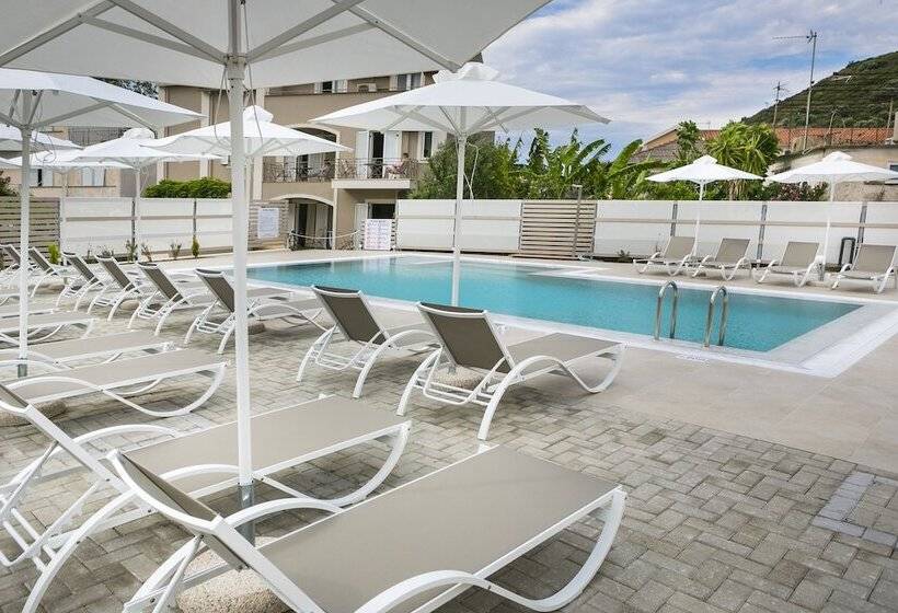 Notos Luxury Studios