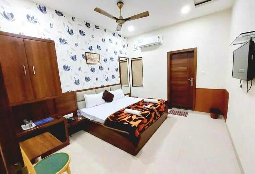 ホテル Babylon Regency, Opp Krishna Janmasthan Temple