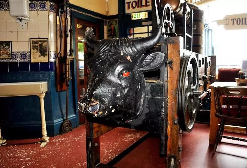 هتل Mad O'rourkes Pie Factory