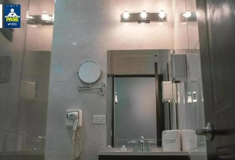 ホテル Maioris Kumate Culiacán