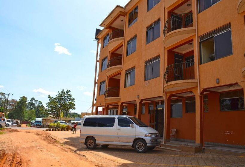 استراحتگاه Moonlight Hotel Namanve