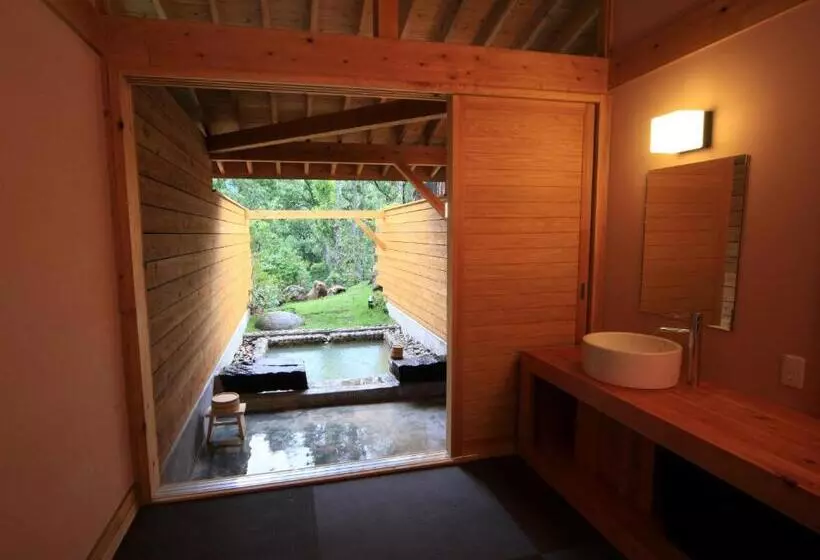 旅館 Oita Toranoyu