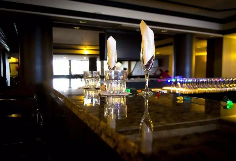 酒店 New Hope Inn & Suites