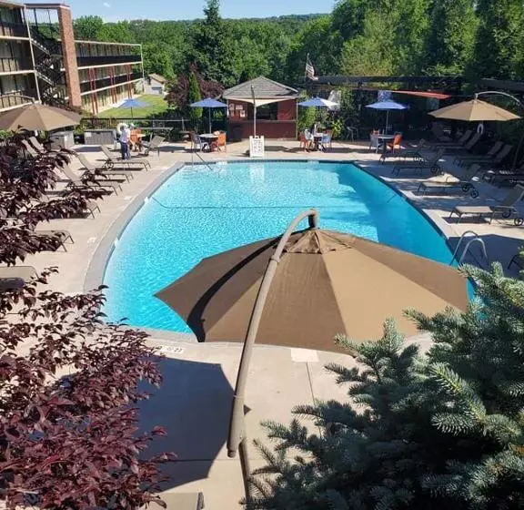 酒店 New Hope Inn & Suites