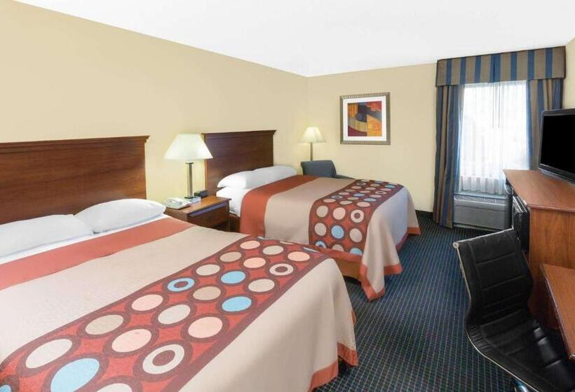 فندق Super 8 By Wyndham Hattiesburg South