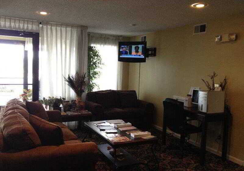 فندق American Inn & Suites West Memphis