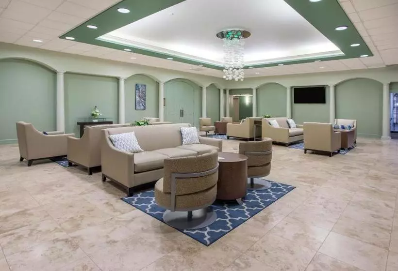 Отель Wyndham Garden Lafayette