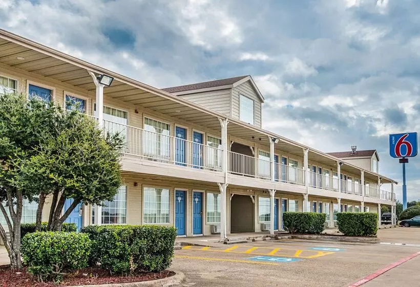 Motel 6 Waxahachie, Tx