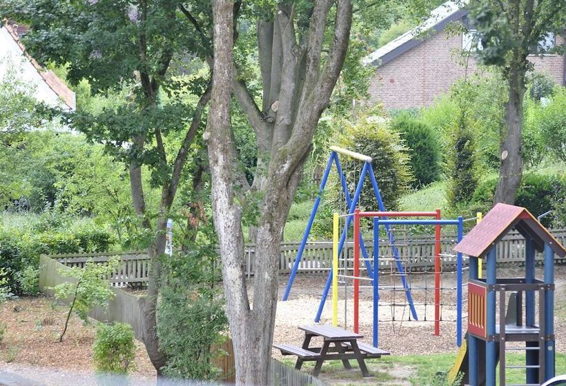 Caesaro Hotel & Pizzeria   20 Jahre Familienunternehmen