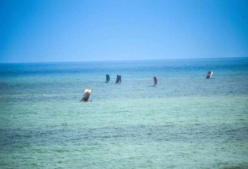 Отель Ruvisha Beach