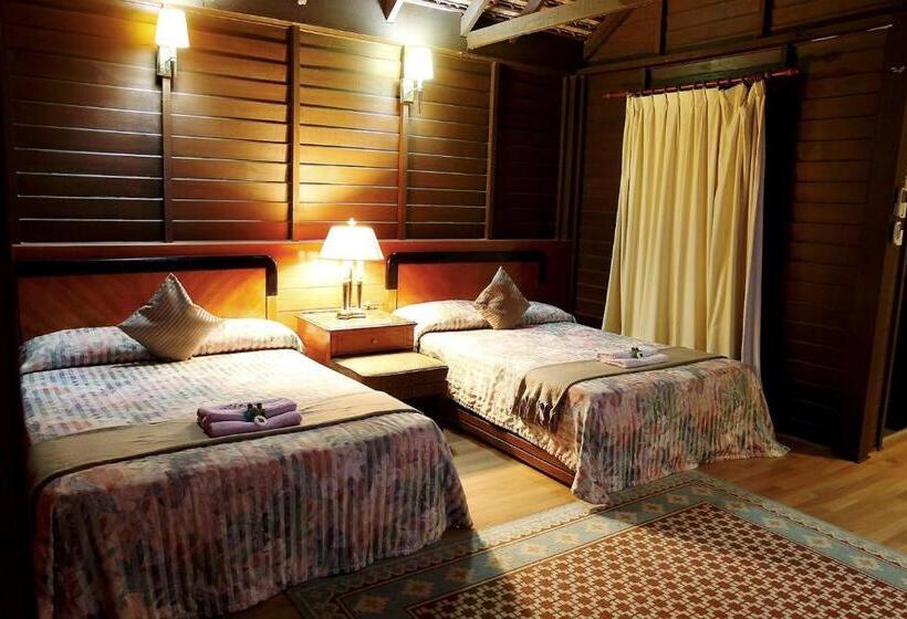 The Manor Beach Resort Besut