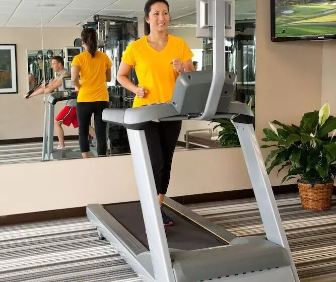 Hotelli Holiday Inn Express & Suites   Parsons, An Ihg