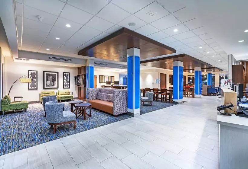 Hotelli Holiday Inn Express & Suites   Parsons, An Ihg