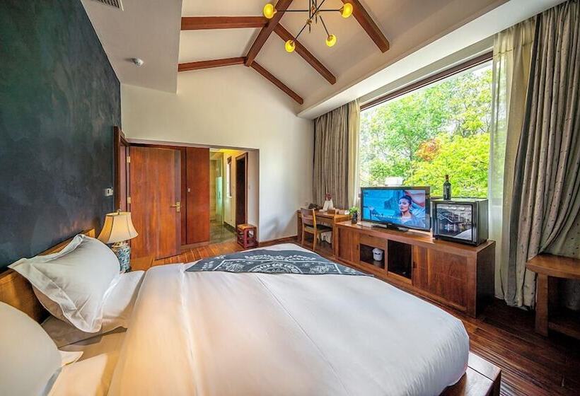 Leliving Butterfly Resort Lijiang