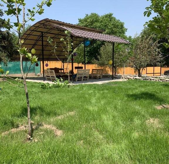 پانسیون Guest House Nauka#81