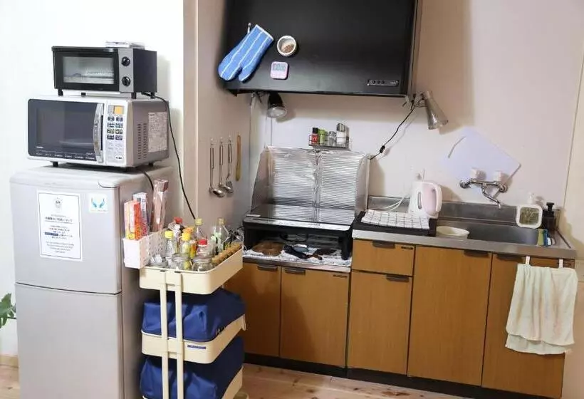 ユースホステル Perch Guest House