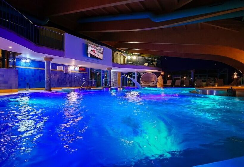 膳宿费 Restart House