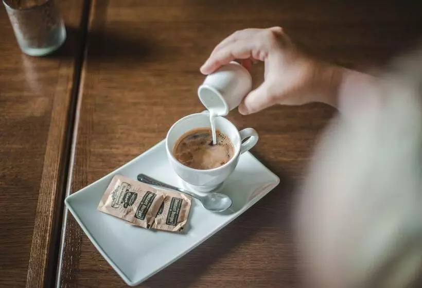 پانسیون Restart House