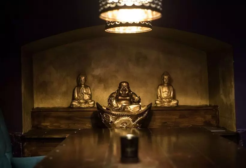 پانسیون Restart House