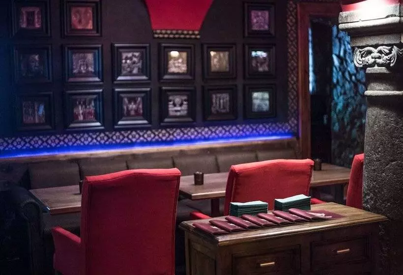 پانسیون Restart House