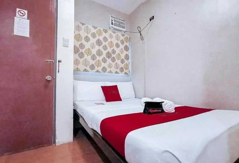 ホテル Reddoorz Near Kcc Mall Gensan