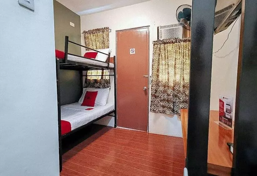 ホテル Reddoorz Near Kcc Mall Gensan