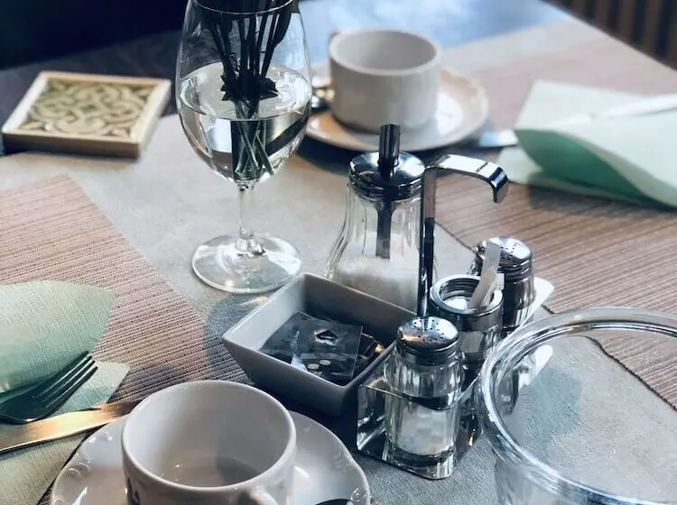 Hotelli Altstadt Wöllbacher Tor