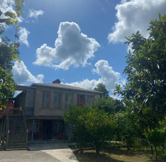 Pension (Hôtel basse catégorie) Dea