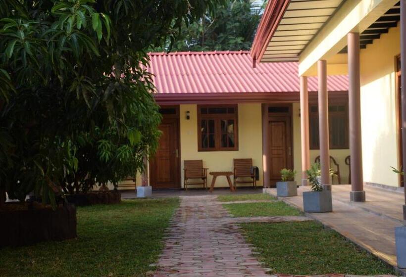 ベッドアンドブレックファースト Gold Inn