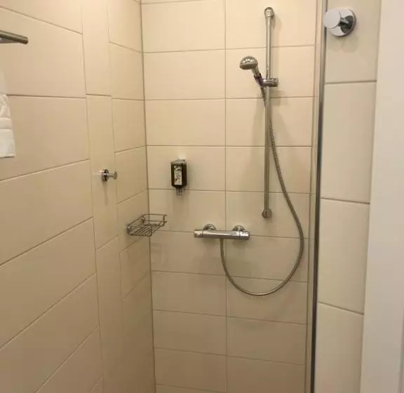 Aamiaismajoitus (B&B) Haidhus