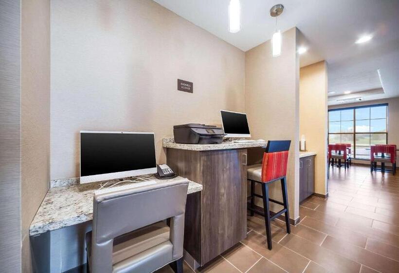 فندق Comfort Inn & Suites North Platte I80