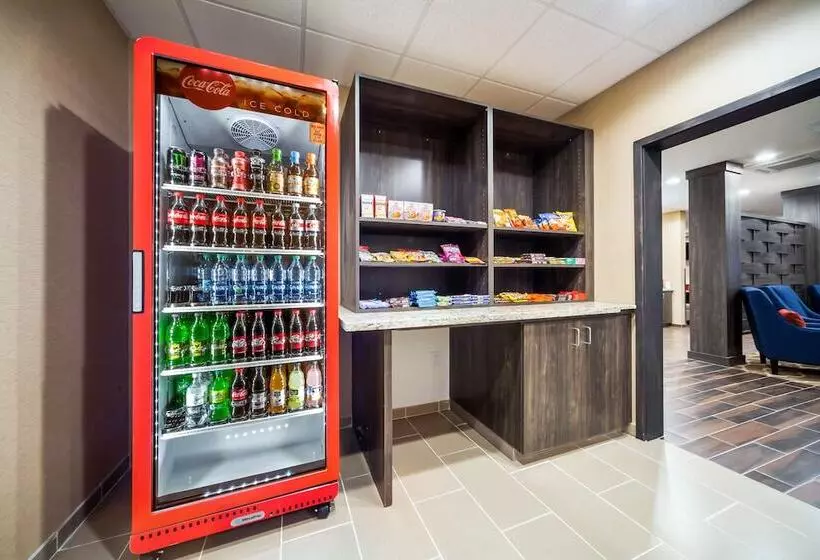 Hotelli Comfort Inn & Suites North Platte I80