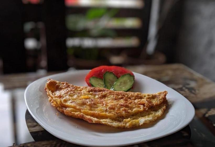 هتل Dionis Rooms & Apartments