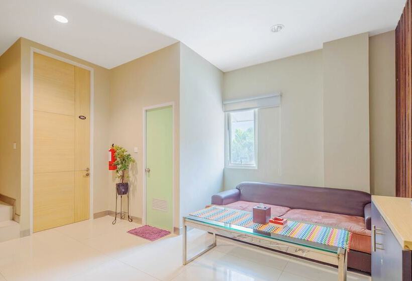 Hotel Oyo 1121 Orienchi 2