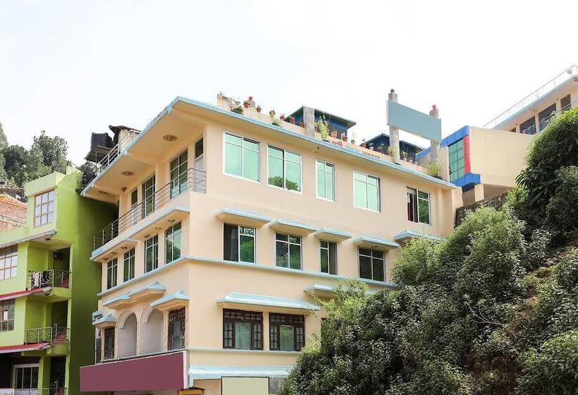 هتل Spot On 541 Apee Guest House