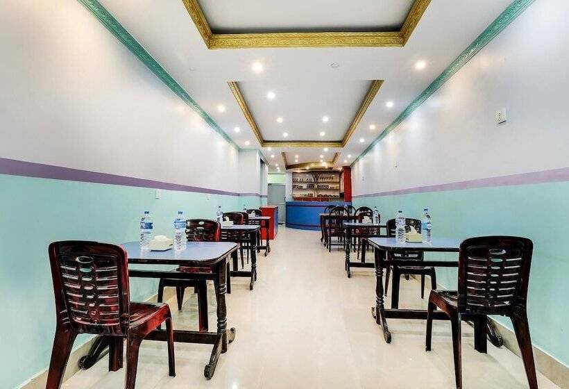 هتل Spot On 541 Apee Guest House