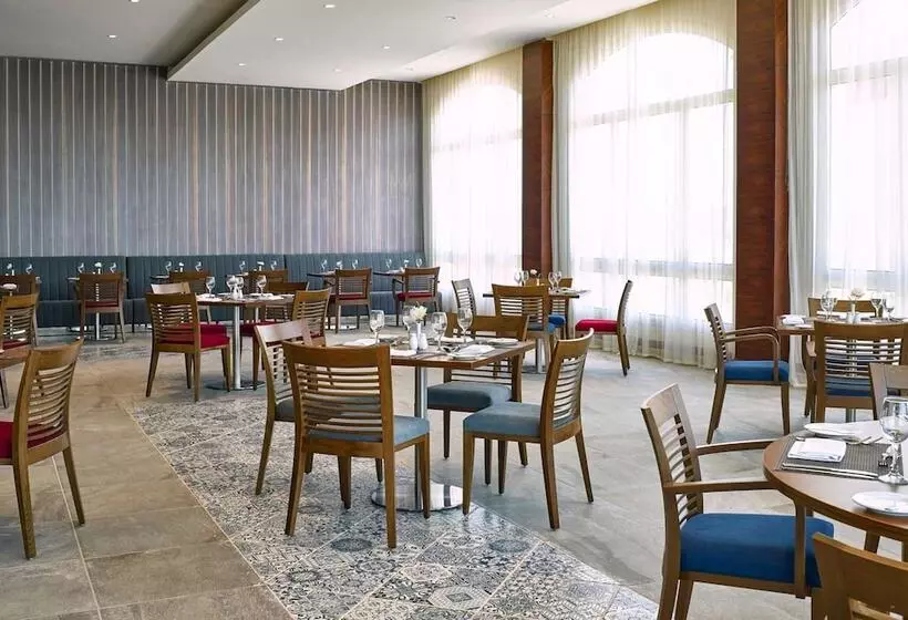 Steigenberger Hotel El Lessan