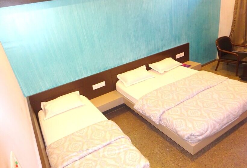 בית מלון כפרי Suncity Cottage