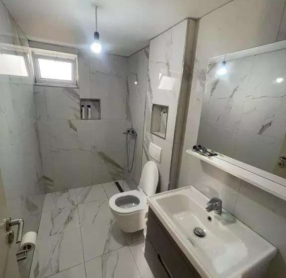 ホテル Villa Melodia Xhek