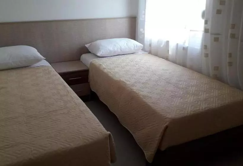 ホテル Villa Melodia Xhek