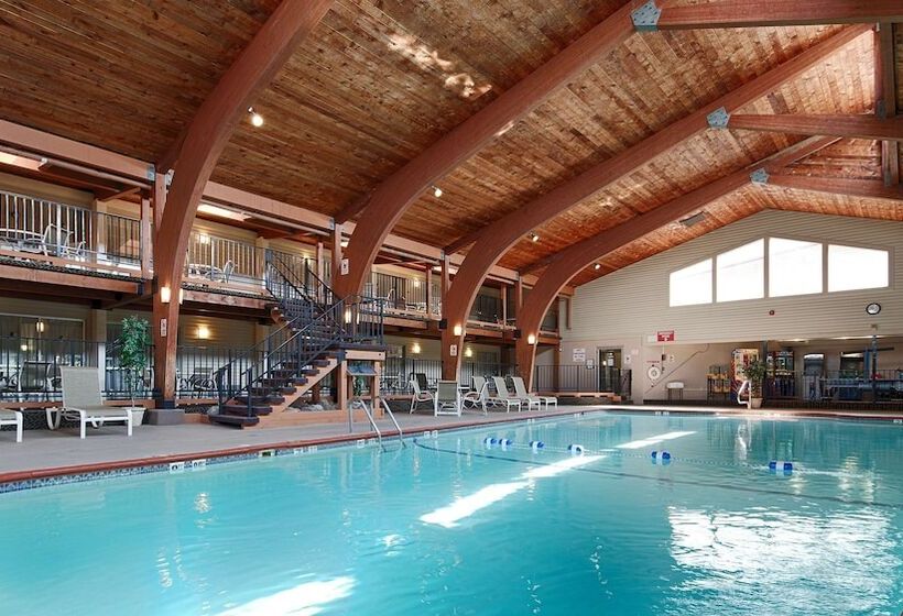 فندق Best Western Plus Plattsburgh
