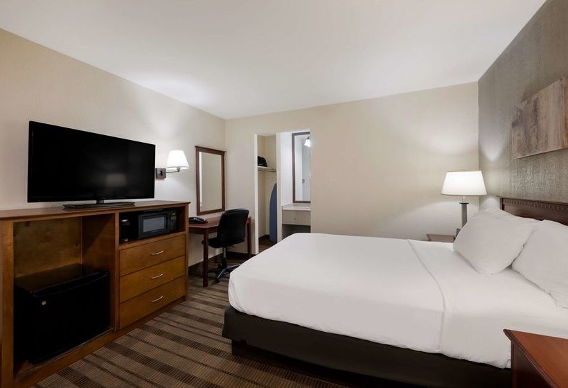 Отель SureStay Plus by Best Western Woodbury Inn