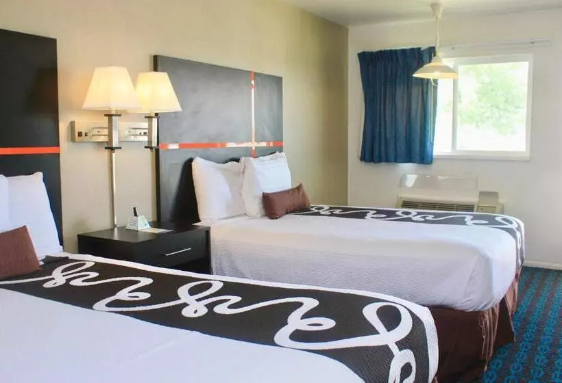 فندق Chaparral Motor Inn