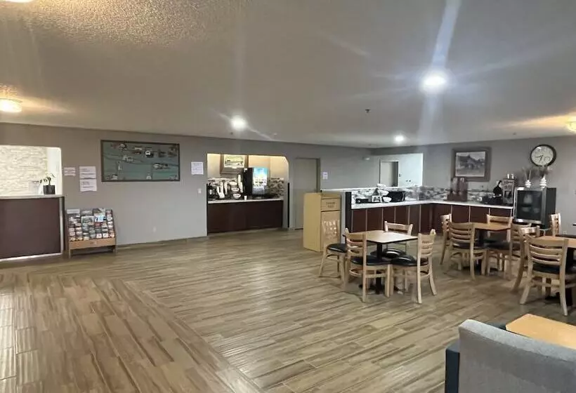 Otel Days Inn & Suites By Wyndham Williamsburg Ia North