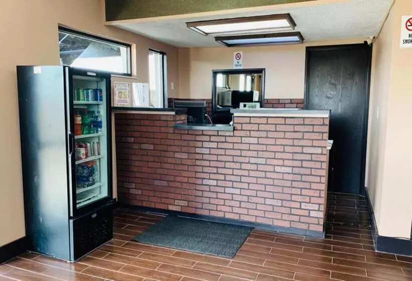 Отель Economy Inn Of Holland