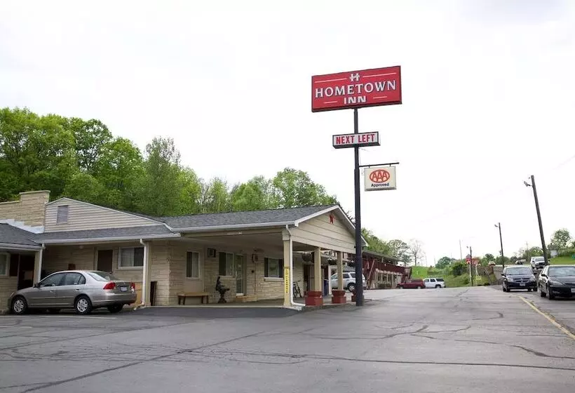 Отель Hometown Inn Athens