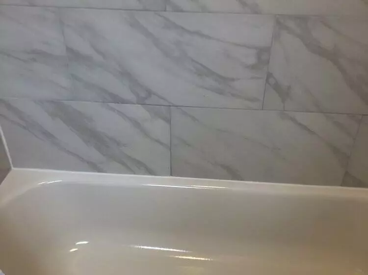 Отель Hometown Inn Athens