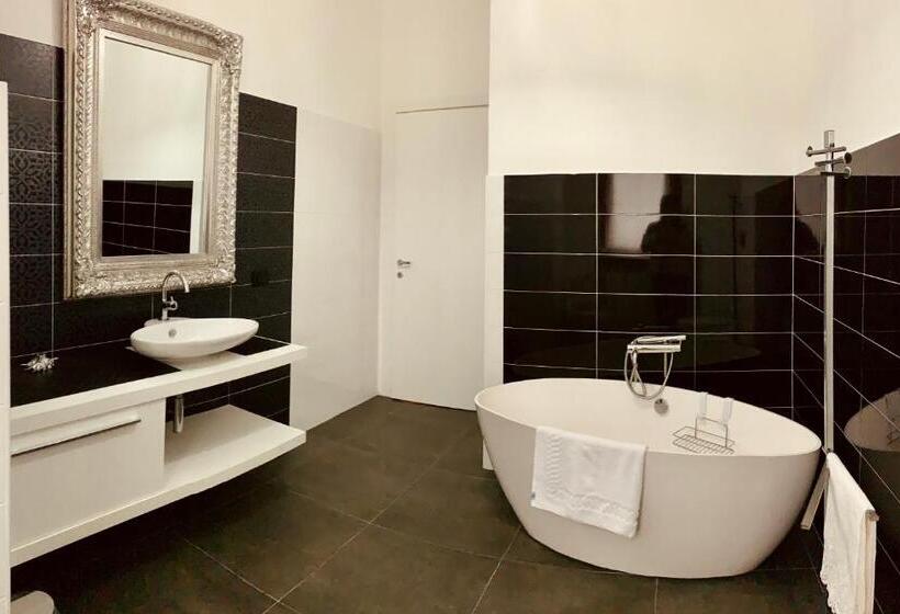 Bed and Breakfast Agriturismo Bosco Longhino