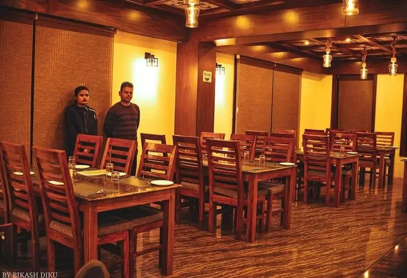 ホテル Golden Kuensel Resort & Spa